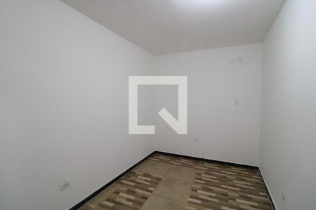 Quarto de casa para alugar com 2 quartos, 100m² em Vila Industrial, São Paulo