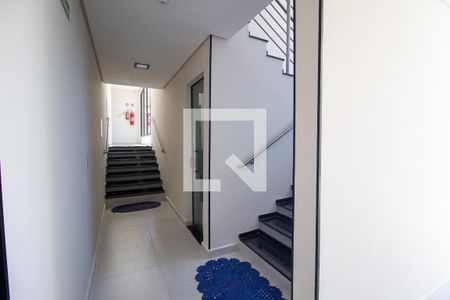 Corredor  de kitnet/studio para alugar com 1 quarto, 30m² em Vila Trujillo, Sorocaba