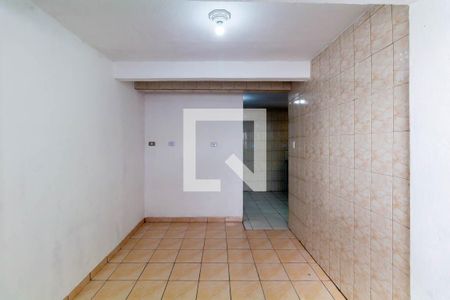 Sala de casa para alugar com 2 quartos, 70m² em São Lucas, São Paulo
