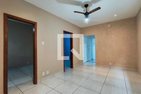 Sala de casa para alugar com 2 quartos, 85m² em Pechincha, Rio de Janeiro