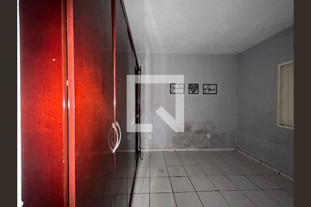 Quarto 2 de casa para alugar com 2 quartos, 50m² em Vila Nina, São Paulo