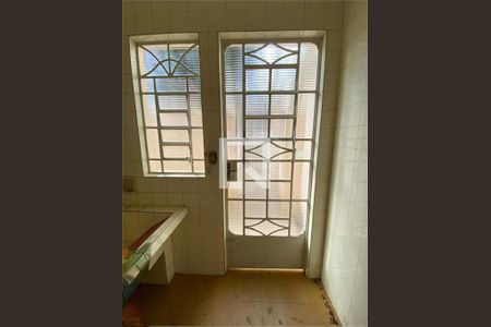 Casa à venda com 3 quartos, 100m² em Vila Campo Grande, São Paulo