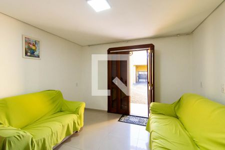 Casa à venda com 2 quartos, 63m² em Mathias Velho, Canoas