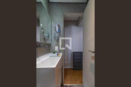 Banheiro de apartamento para alugar com 1 quarto, 33m² em Pompeia, São Paulo