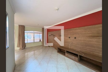 Sala de casa para alugar com 4 quartos, 285m² em Vila Assunção, Santo André