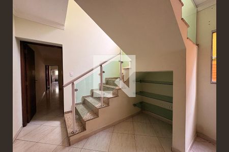 Sala de casa para alugar com 4 quartos, 285m² em Vila Assunção, Santo André