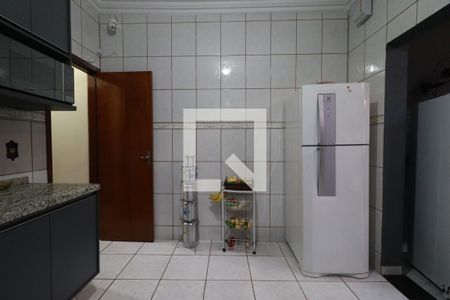 Cozinha de casa para alugar com 3 quartos, 132m² em Planalto Verde, Ribeirão Preto