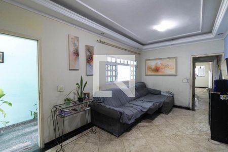 Sala de casa à venda com 3 quartos, 150m² em Itaquera, São Paulo