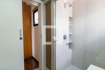 Banheiro da Suíte de apartamento à venda com 3 quartos, 140m² em Chácara Inglesa, São Paulo