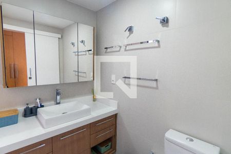 Banheiro da Suíte de apartamento à venda com 3 quartos, 140m² em Chácara Inglesa, São Paulo