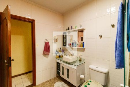 Banheiro social de casa à venda com 3 quartos, 240m² em Vila Medeiros, São Paulo