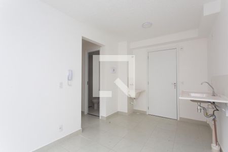 Sala / Cozinha  de apartamento para alugar com 2 quartos, 39m² em Itaquera, São Paulo