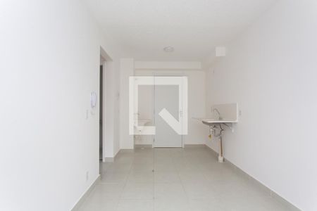 Sala / Cozinha  de apartamento para alugar com 2 quartos, 39m² em Itaquera, São Paulo
