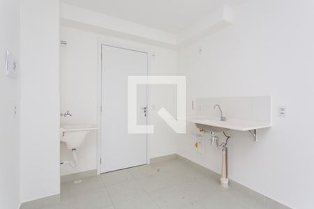Sala / Cozinha  de apartamento para alugar com 2 quartos, 39m² em Itaquera, São Paulo