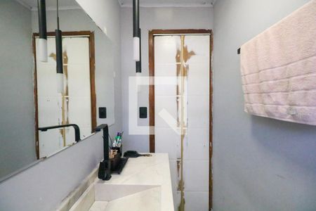 Lavabo de casa à venda com 3 quartos, 140m² em Nova Gerti, São Caetano do Sul