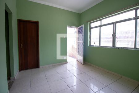 Sala de casa para alugar com 1 quarto, 80m² em Vaz Lobo, Rio de Janeiro