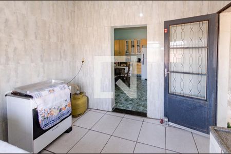 Cozinha de casa à venda com 6 quartos, 140m² em Dom Bosco, Belo Horizonte