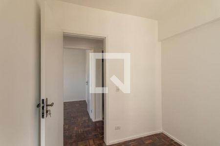Quarto 1 de apartamento para alugar com 3 quartos, 60m² em Água Verde, Curitiba