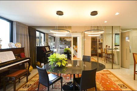 Sala Ambientes de apartamento à venda com 2 quartos, 134m² em Santo Antônio, Belo Horizonte