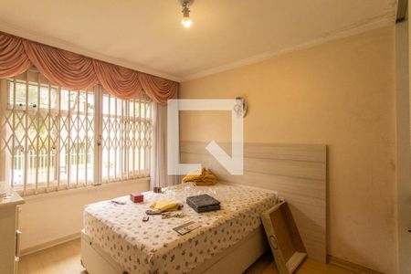 Quarto 1 Suite de casa para alugar com 3 quartos, 130m² em Xaxim, Curitiba