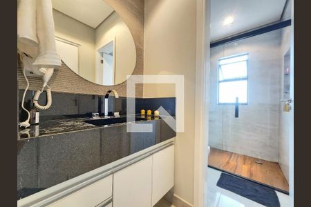 Banheiro da Suíte 1 de casa de condomínio à venda com 4 quartos, 300m² em Casa Branca, Brumadinho
