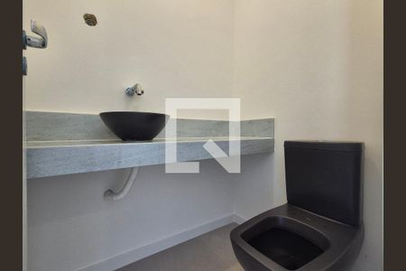 Lavabo  de casa de condomínio à venda com 4 quartos, 220m² em Vargem Grande, Rio de Janeiro