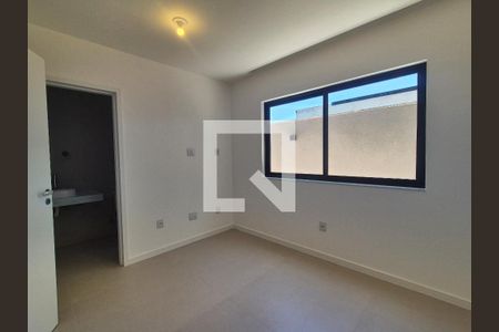 Suíte 1 de casa de condomínio à venda com 4 quartos, 220m² em Vargem Grande, Rio de Janeiro