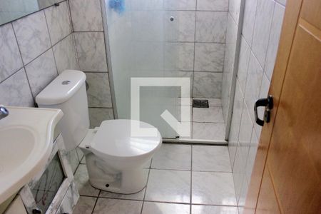 Banheiro de apartamento para alugar com 2 quartos, 49m² em Inocoop, Guarulhos