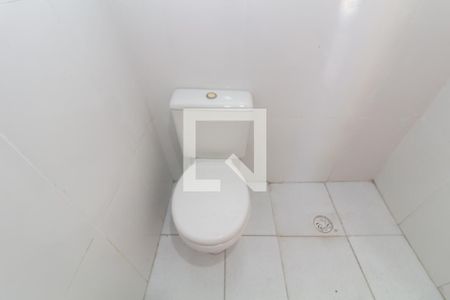 Banheiro de casa para alugar com 2 quartos, 50m² em Limoeiro, São Paulo