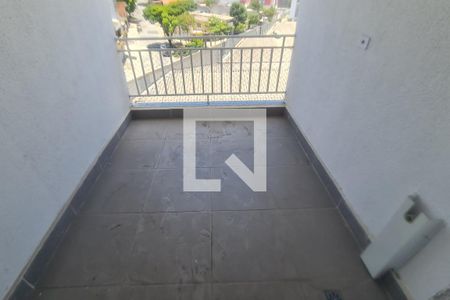 Varanda  de apartamento para alugar com 2 quartos, 57m² em Jardim Vila Galvão, Guarulhos