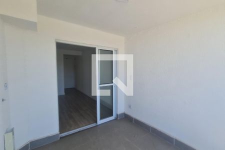 Varanda  de apartamento para alugar com 2 quartos, 57m² em Jardim Vila Galvão, Guarulhos