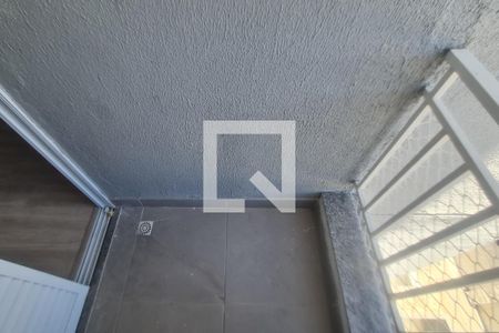 Sacada da Suíte  de apartamento para alugar com 2 quartos, 57m² em Jardim Vila Galvão, Guarulhos