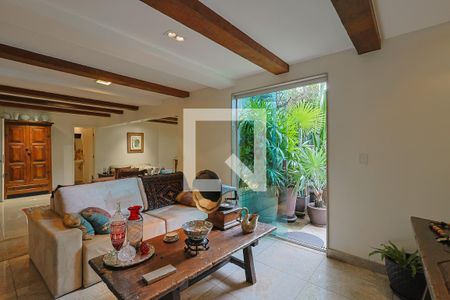 Sala de apartamento para alugar com 3 quartos, 223m² em Funcionários, Belo Horizonte