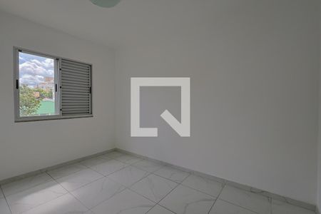 Quarto 1 de apartamento para alugar com 2 quartos, 60m² em Padre Eustáquio, Belo Horizonte
