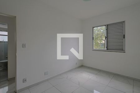 Quarto 1 de apartamento para alugar com 2 quartos, 60m² em Padre Eustáquio, Belo Horizonte