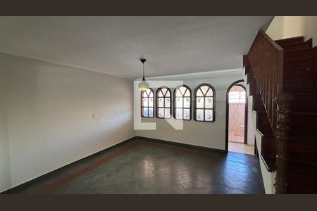 Sala de casa para alugar com 3 quartos, 265m² em Campestre, Santo André