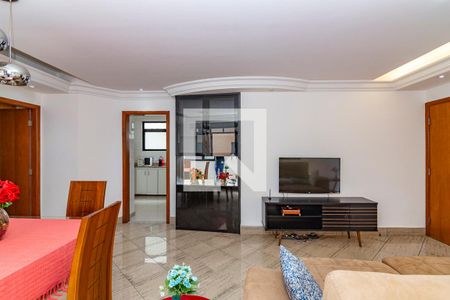 Sala de apartamento para alugar com 4 quartos, 150m² em Coração Eucarístico, Belo Horizonte