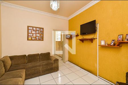 Sala de casa à venda com 3 quartos, 109m² em Padre Eustáquio, Belo Horizonte