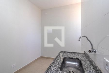 cozinha e área de serviço compartilhadas_3 de apartamento para alugar com 1 quarto, 28m² em São João Climaco, São Paulo