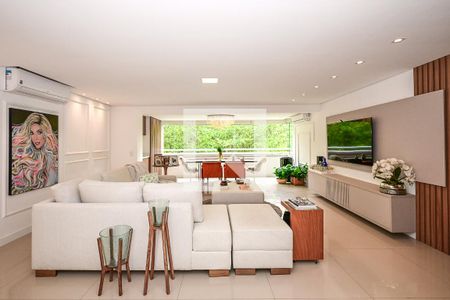 Sala de apartamento à venda com 3 quartos, 141m² em Paraíso do Morumbi, São Paulo