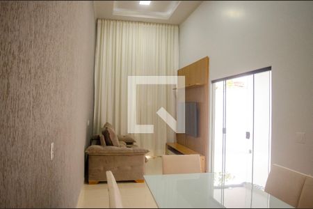 Casa para alugar com 3 quartos, 160m² em Vila Pedroso, Goiânia