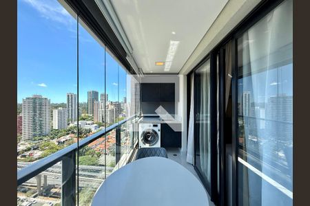 Sacada de apartamento à venda com 1 quarto, 38m² em Campo Belo, São Paulo
