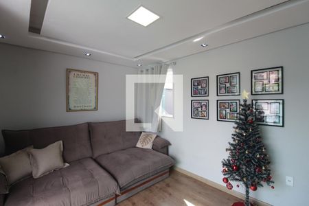 Sala de casa para alugar com 3 quartos, 180m² em Serrano, Belo Horizonte