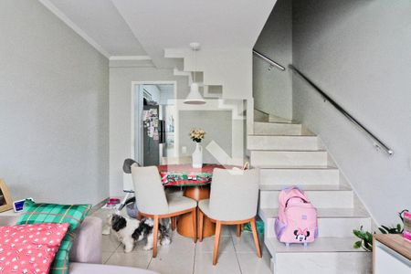 Sala de casa de condomínio para alugar com 2 quartos, 70m² em Jardim Felicidade (zona Oeste), São Paulo