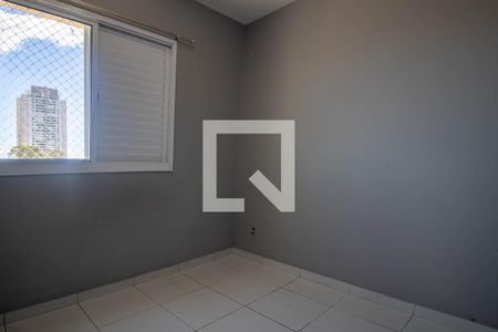 Quarto 1 de apartamento para alugar com 3 quartos, 80m² em Jardim Londrina, São Paulo