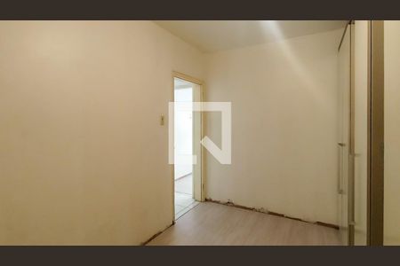 Quarto 1 de apartamento para alugar com 2 quartos, 55m² em Cristal, Porto Alegre