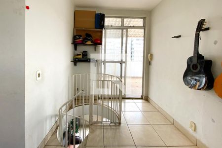 Sala de Estar de apartamento à venda com 3 quartos, 121m² em Sagrada Família, Belo Horizonte