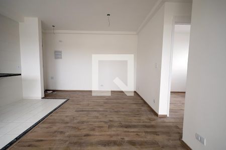 Sala / Cozinha / Área de Serviço de apartamento para alugar com 2 quartos, 45m² em Vila Palmares, Santo André