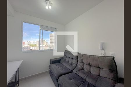 Sala/Cozinha de apartamento para alugar com 1 quarto, 27m² em Parque Industrial Tomas Edson, São Paulo