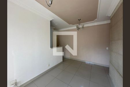Sala de apartamento para alugar com 2 quartos, 58m² em Jardim Tupanci, Barueri